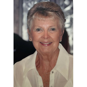 Photo of Evelyn DOWLING