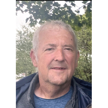 Photo of Tony HUNT