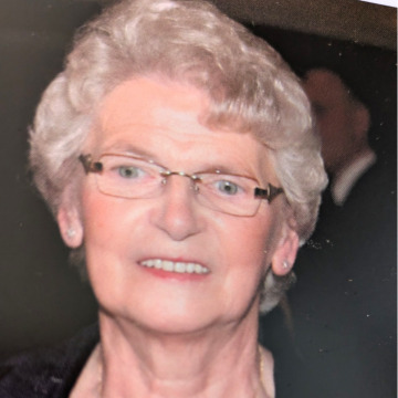 Photo of Mary HUTCHISON