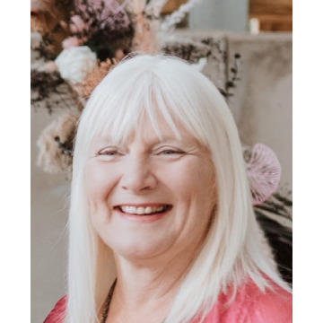 Photo of Yvonne MILNE - (CLASHNAMUIACH)