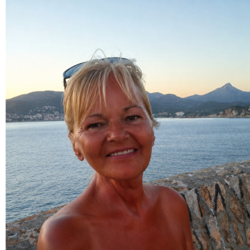 Photo of Deborah GRAHAM