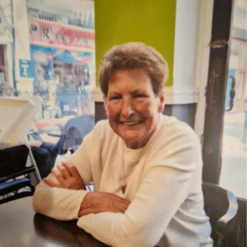 Notice Gallery for Irene KIRKWOOD