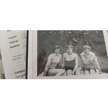 Notice Gallery for Annette Elizabeth HORNE