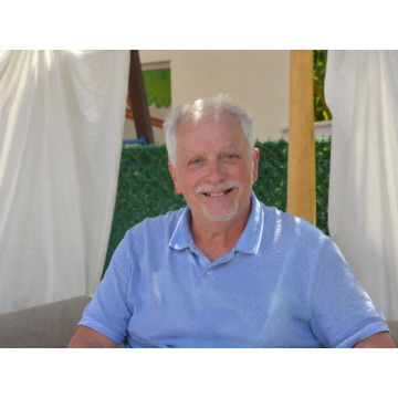 Photo of Dennis KAY