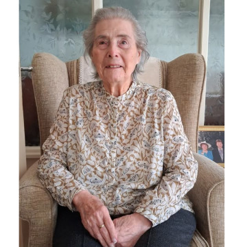 Photo of Hilary RAINES