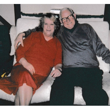Photo of Alan & Pat HALLIMOND
