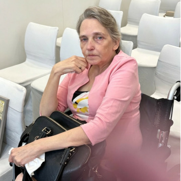 Photo of Sharon HARRISON