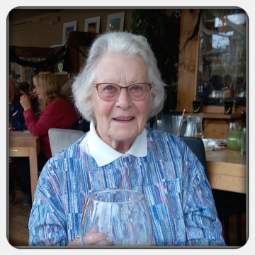 Photo of Elizabeth Margaret PASCOE