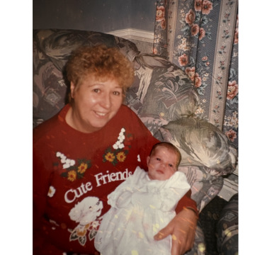 Photo of Gaynor Elizabeth THOMAS