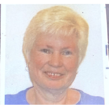 Photo of Teresa YOUNG