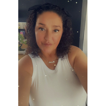 Photo of Claire Louise THYER