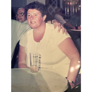 Photo of Veronica MATHEWS