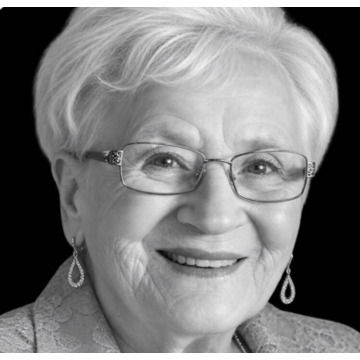 Photo of Margaret THOMAS