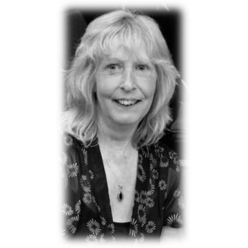 Photo of Lynda JOHN