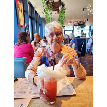 Photo of Audrey HOLMES