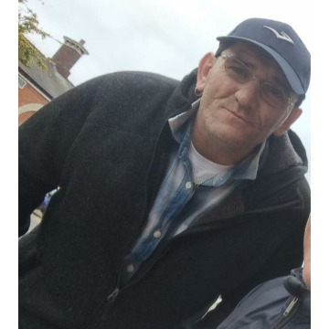 Photo of Lee BARTLETT