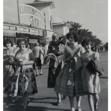 Photo of Christine LIGGINS