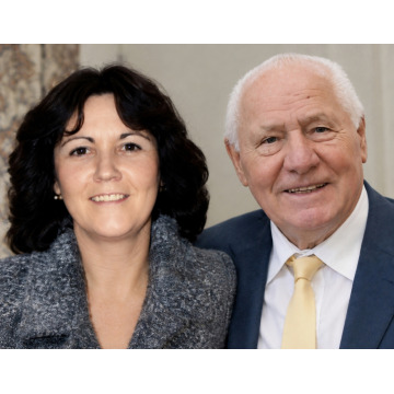 Photo of Kathleen and Tony MASTERSON