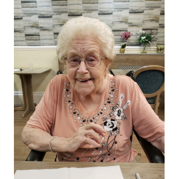 Photo of Hazel HUTSON