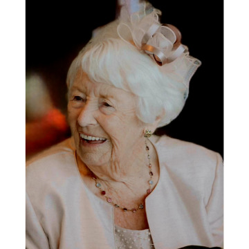 Photo of Eleanor HOOD